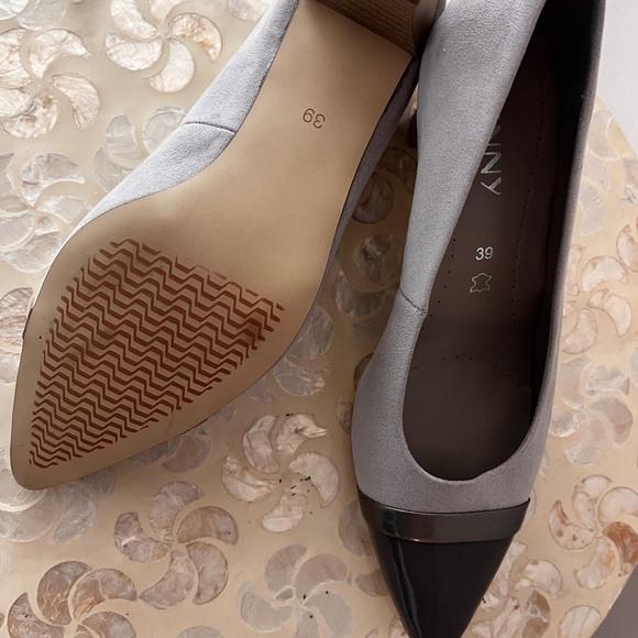 Leather pumps by Jenny - Picture 3 of 4